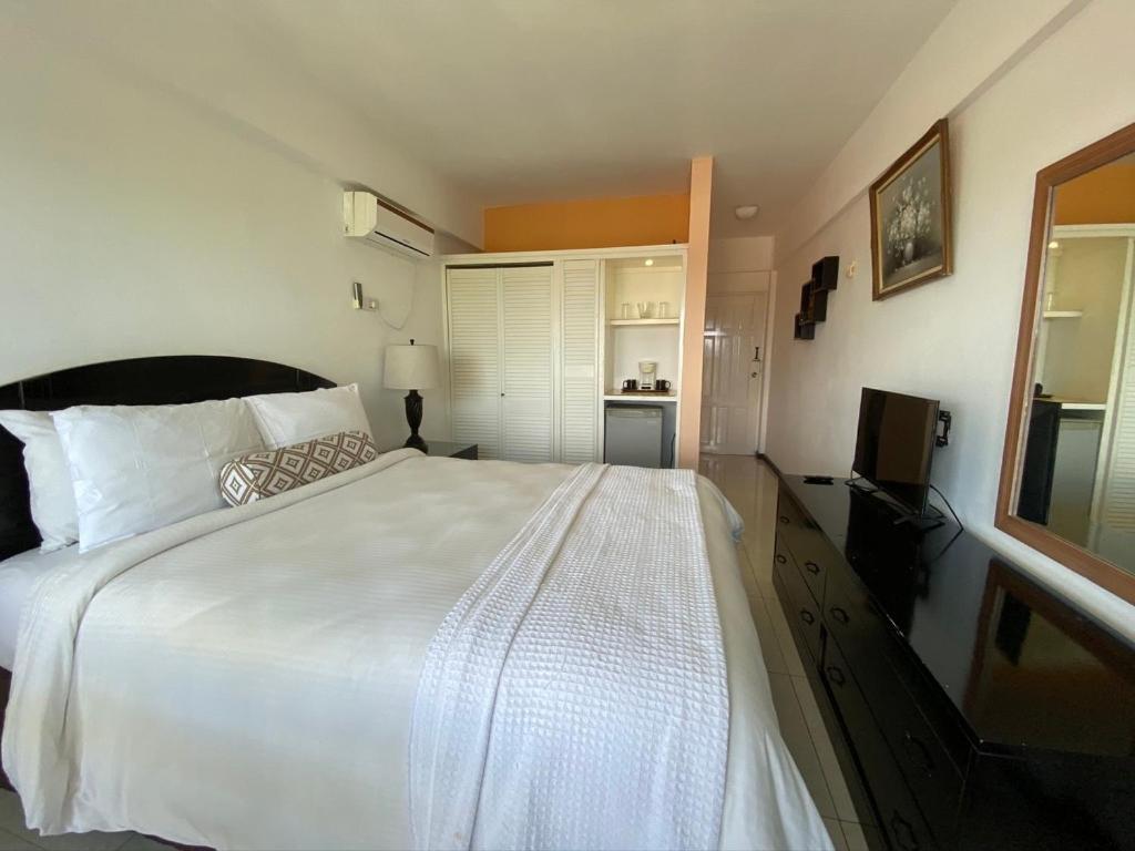 Match Resort Port Antonio Bagian luar foto